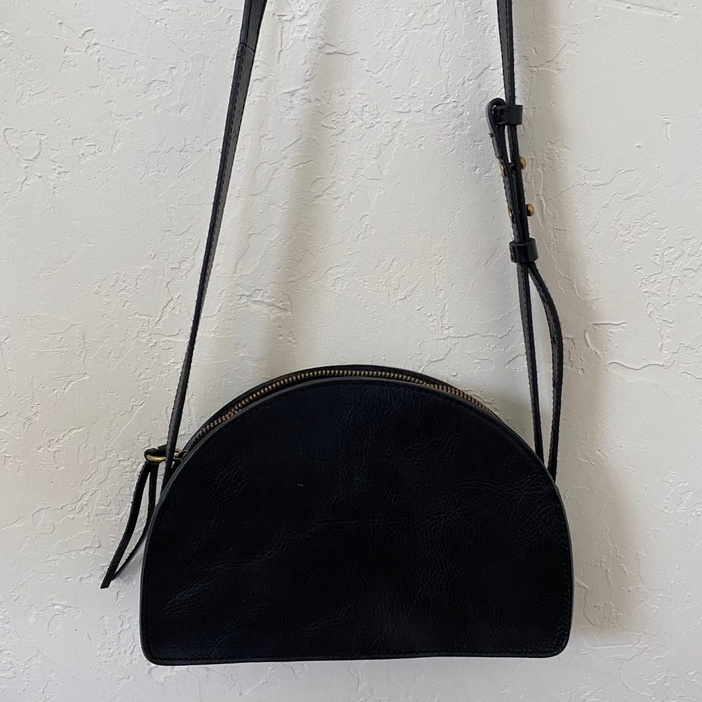 Madewell The Simple Half Moon Crossbody Bag